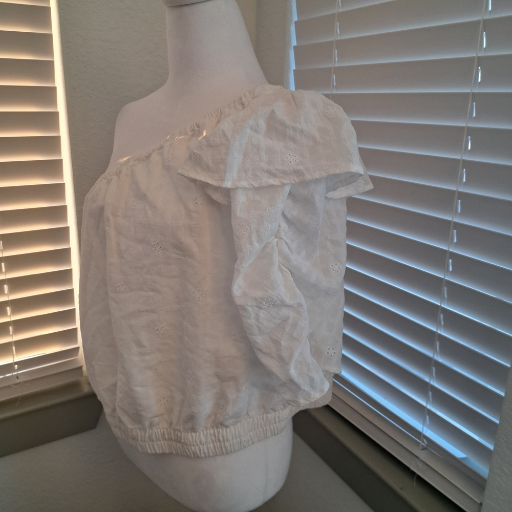 Universal Thread White One-Shoulder Blouse - Picture 2 of 4